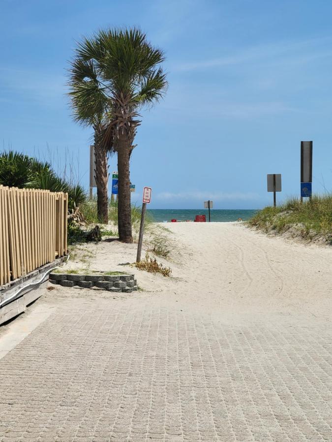 Appartamento Salty Air Retreat Myrtle Beach Esterno foto